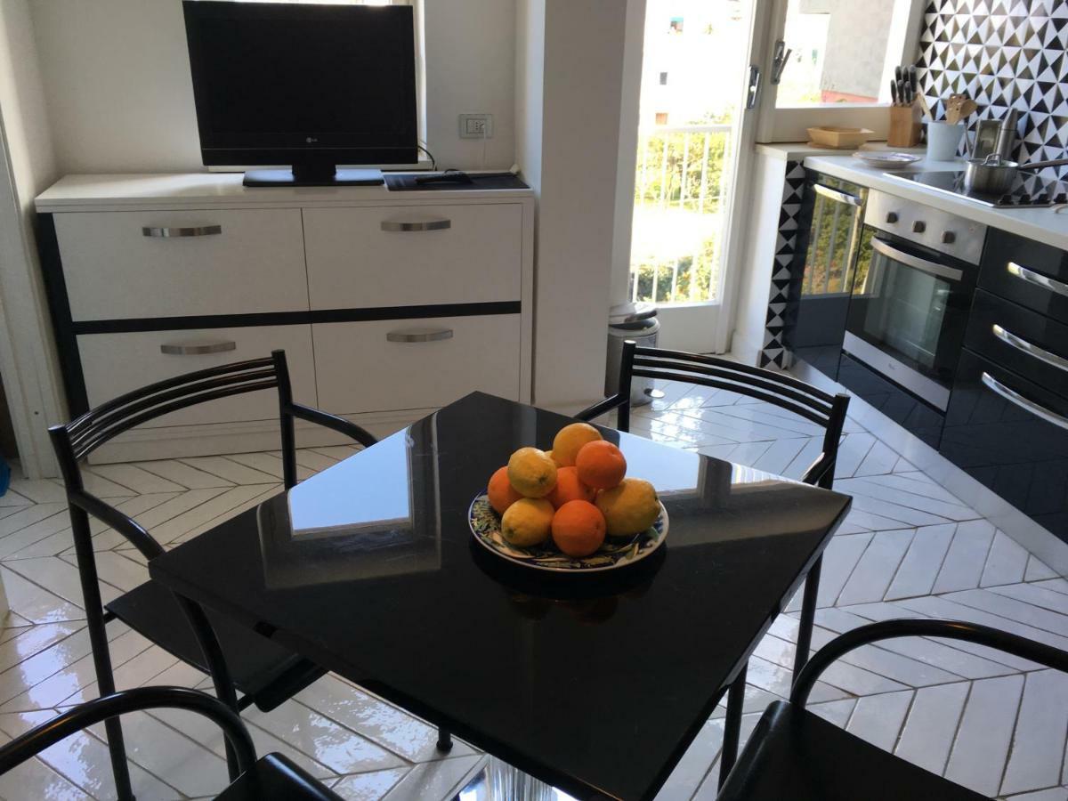 Lory House Sorrento Apartment Bagian luar foto